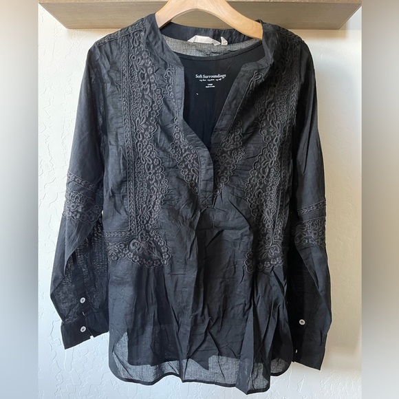 Soft Surroundings|Black Larissa Top with Black Tank built in•••Embroidered Boho - Picture 3 of 11